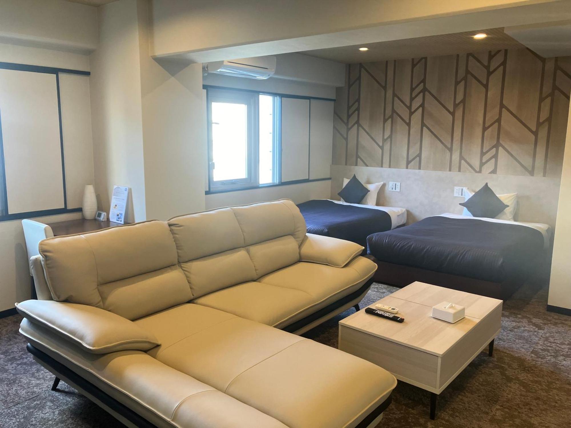 Hotel Livemax Budget ناهَ المظهر الخارجي الصورة