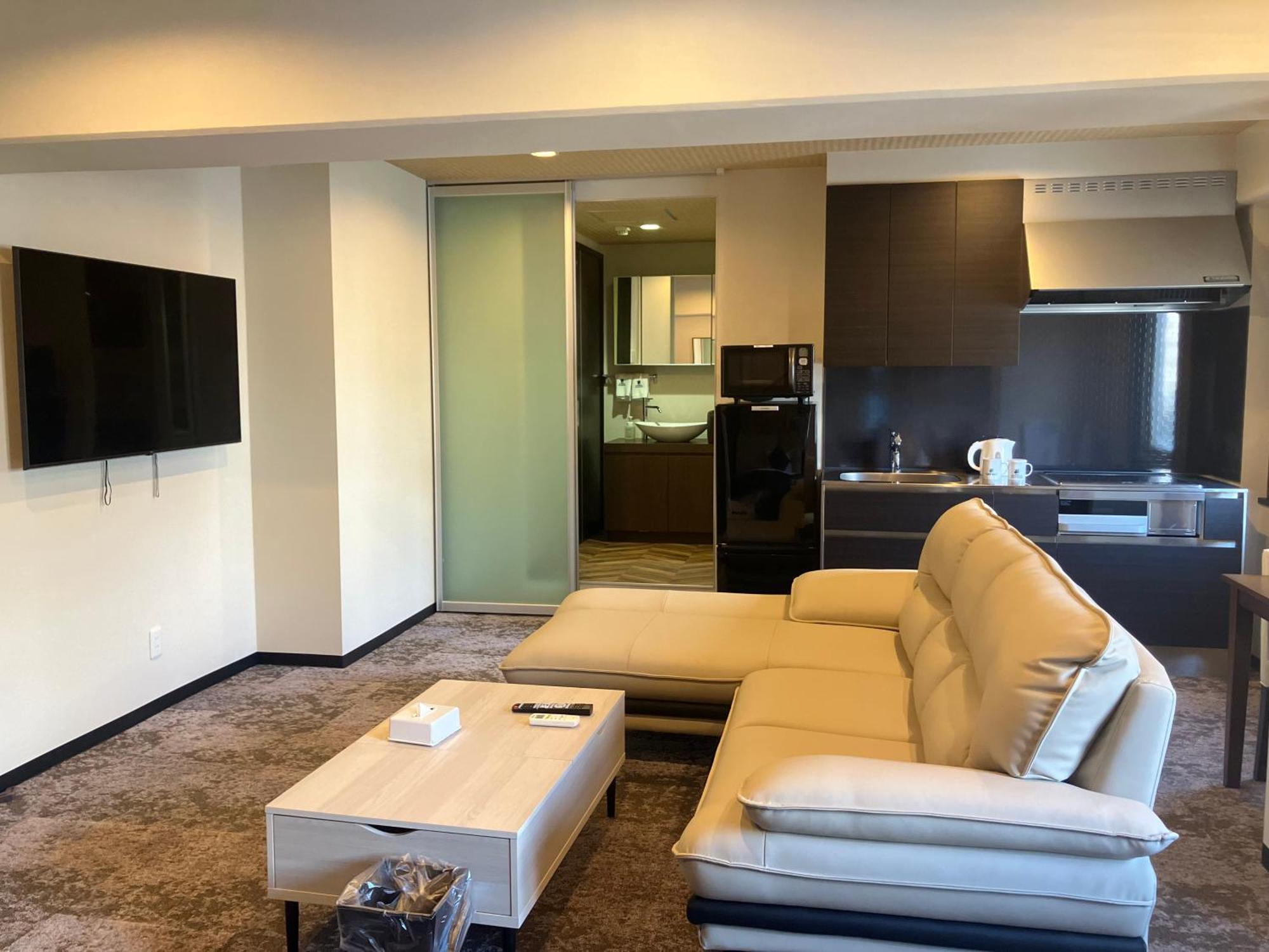 Hotel Livemax Budget ناهَ المظهر الخارجي الصورة