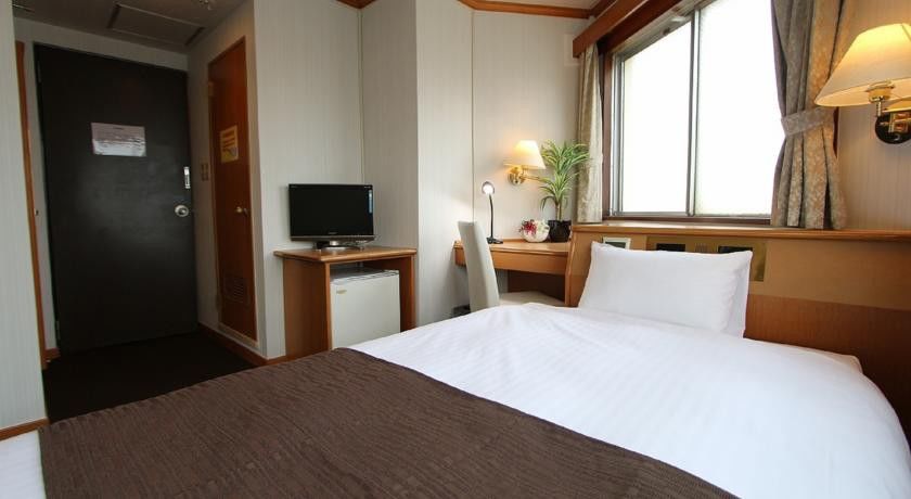 Hotel Livemax Budget ناهَ المظهر الخارجي الصورة