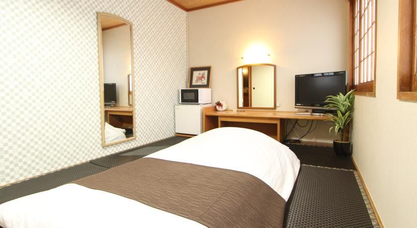 Hotel Livemax Budget ناهَ المظهر الخارجي الصورة